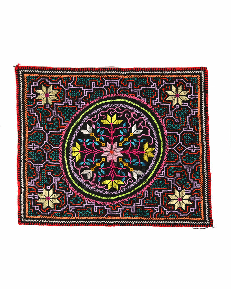 Shipibo Embroidery Cloth - Medium