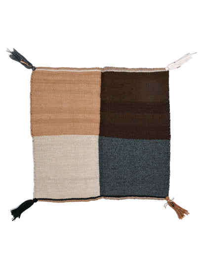 Q'ero Andean Carrying Cloth - Natural - Quarter Design1 | txd0057